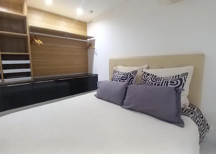 Windsor Apartment *